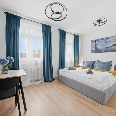 Blue Church Retreat Free Parking & Center Apartman Pozsony